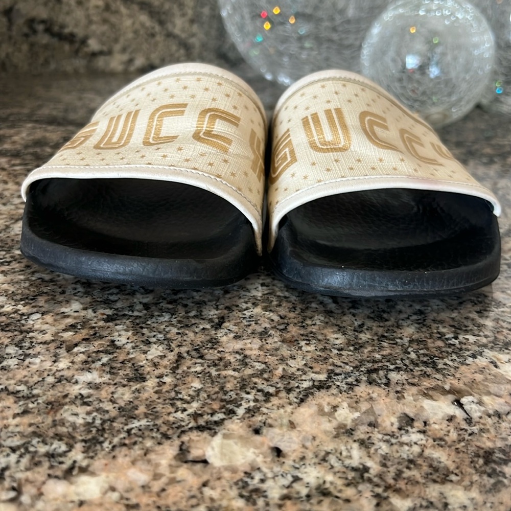 Gucci x Supreme Sega Guccy Slides - Picture 6 of 16